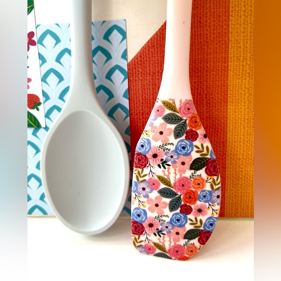 Set of 2 Wildflowers Silicone Spoon & Pointed Spatula Kitchen Utensils - Picture 1 of 10